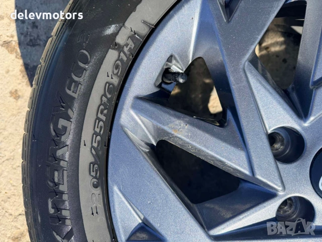 Джанти алуминиеви 5x114.3 16 цола 6.5J, ET46 с гуми 205/55/16 от Hyundai Elantra 7, 1.6 MPI двигател, снимка 9 - Гуми и джанти - 54114300