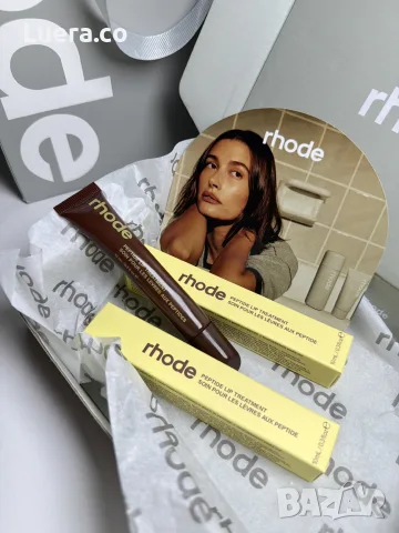 rhode Caramelized Banana Lip Gloss гланц балсам за устни Peptide Treatment карамелизиран банан Хайли, снимка 10 - Декоративна козметика - 56139118