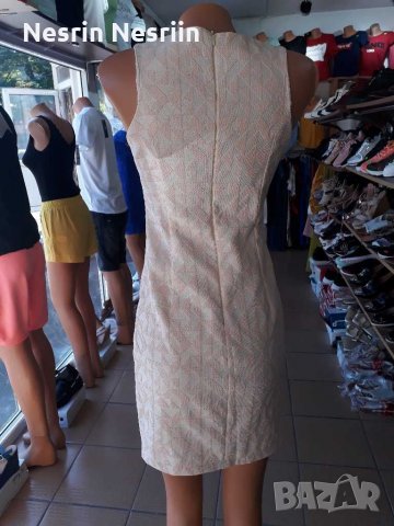 Нова рокля размер 40, снимка 4 - Рокли - 29278798