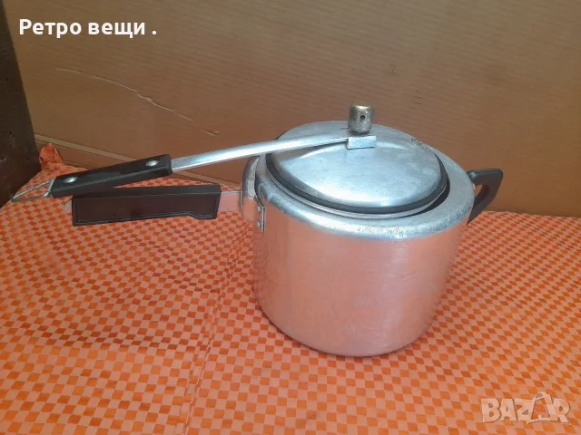 Тенджера за готвене под налягане.