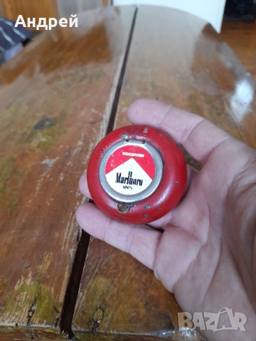 Стар пепелник Marlboro #19, снимка 2 - Други ценни предмети - 53011240