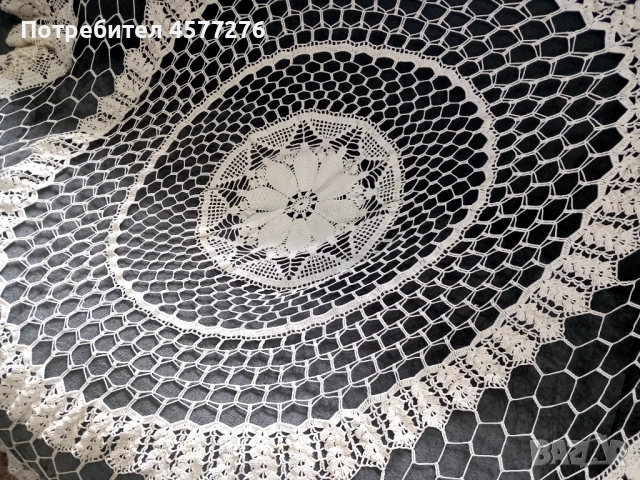Плетена покривка, снимка 2 - Покривки за маси - 52386269