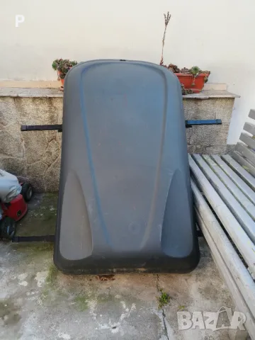 Автобокс с багажник за захващане към гредите