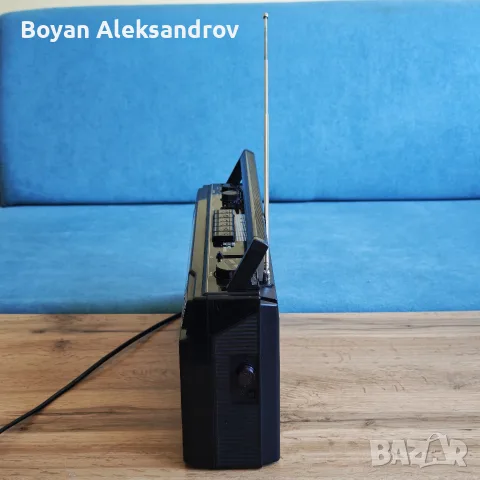 Ретро Радиокасетофон Sanyo M 9703L – Стерео Японска Класика от 1985 г., снимка 3 - Радиокасетофони, транзистори - 56056232