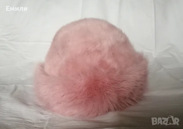 Дамска пухкава шапка в розов цвят, снимка 2 - Шапки - 48422792