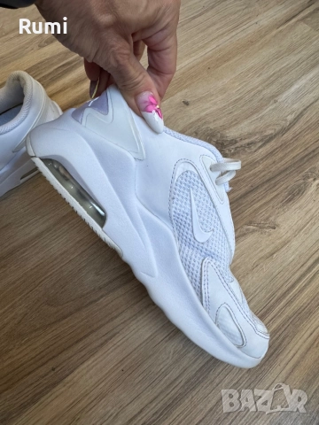 Оригинални бели маратонки Nike Air Max Bolt! 36,5 н, снимка 10 - Маратонки - 46577195