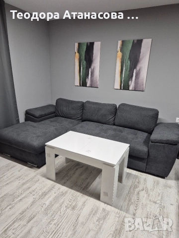 Разтегателна холна маса, бял гланц. 