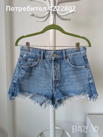 Дамски къси дънки Zara, снимка 4 - Къси панталони и бермуди - 56152630