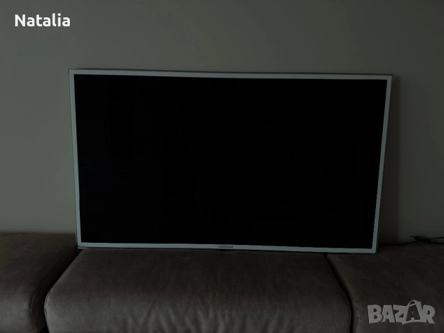 телевизор Samsung, модел UE40D6510WS, бял , снимка 3 - Телевизори - 54187615