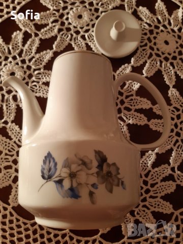 Кана Колекция Антикварен Български порцелан за чай,мляко + чинийка от 70те  Комплект, снимка 3 - Други - 32125407