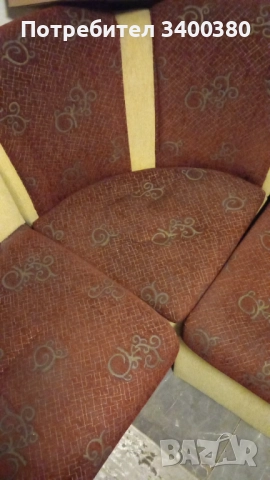 Ъглова Пейка Много Запазена , снимка 3 - Дивани и мека мебел - 52705400