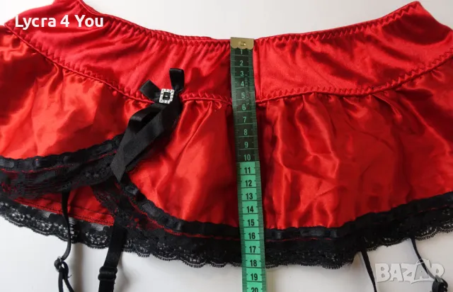 Червен колан с жартиери/ мини пола от сатен , снимка 10 - Бельо - 47644199