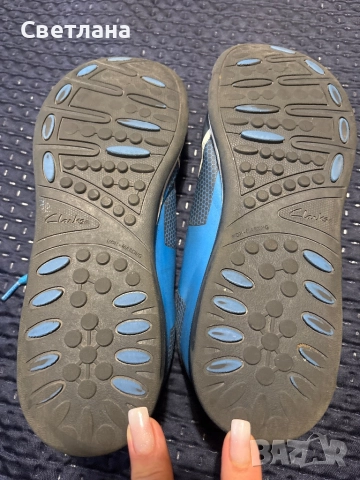Бутонки. 40 номер. Clarks., снимка 3 - Детски маратонки - 51869130