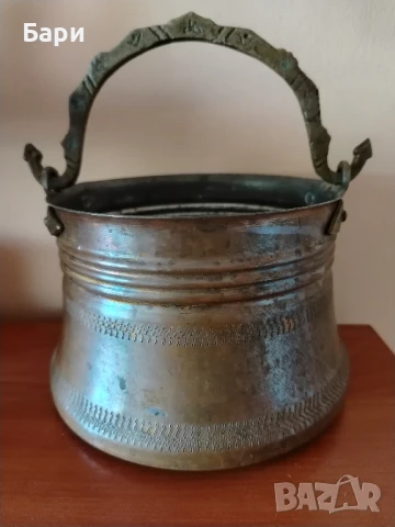 Старо малко котле, бакърче, меден съд,менец,менче