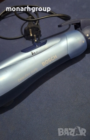 Сешоар с четка за изправяне Bosch PHA2300/01 700W, снимка 3 - Сешоари - 52589013