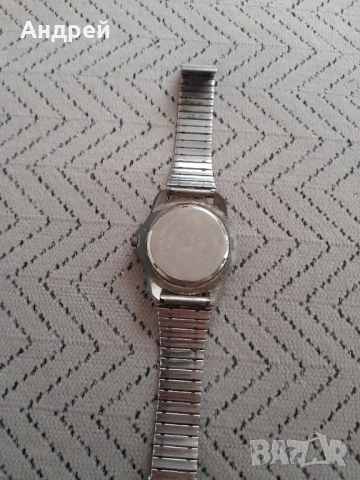 Часовник Sapir, снимка 3 - Антикварни и старинни предмети - 53205415