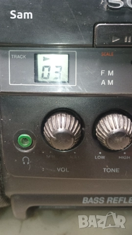 SONY CFD-V10, снимка 3 - Радиокасетофони, транзистори - 51979374