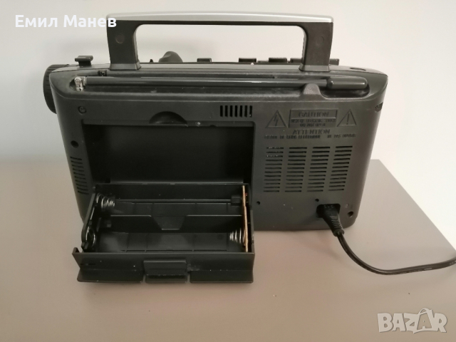 Sony CFM A50, снимка 7 - Радиокасетофони, транзистори - 44717085