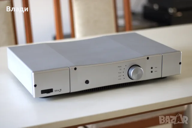 Усилвател Rega Mira 3