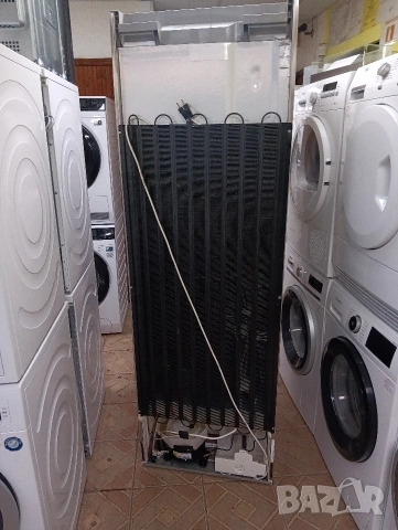 Огромен иноксов хладилник Миеле Miele Made in Germany с две години гаранция!, снимка 10 - Хладилници - 53039704