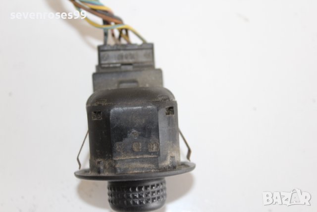 Бутон електрически огледала Форд Фокус 1 Ford Focus 1 93BG17B676BA, снимка 3 - Части - 42251131