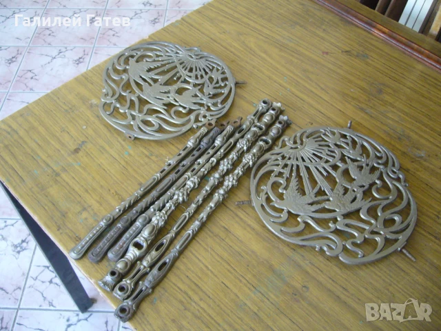 Старинен Метален Цветарник - Чугунен, снимка 4 - Антикварни и старинни предмети - 50509315