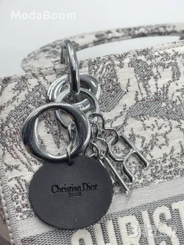 Christian Dior дамски чанти Различни цветове , снимка 12 - Чанти - 48834666