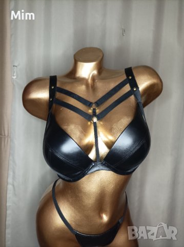  Hunkemoller 70E К-т Черен кожен сутиен с чокър и кожена прашка