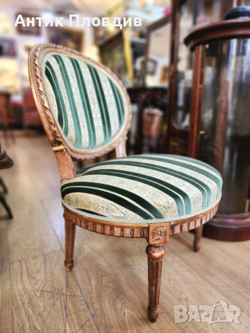 Италианско детско кресло, снимка 5 - Дивани и мека мебел - 52849439