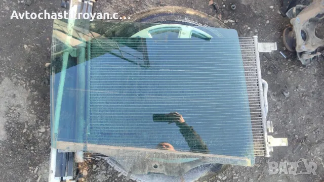 Задно дясно стъкло Skoda octavia VRS, снимка 1