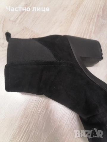 38н.Велур дамски боти, стелка 25 см., ток 8 см. , снимка 3 - Дамски боти - 52500847