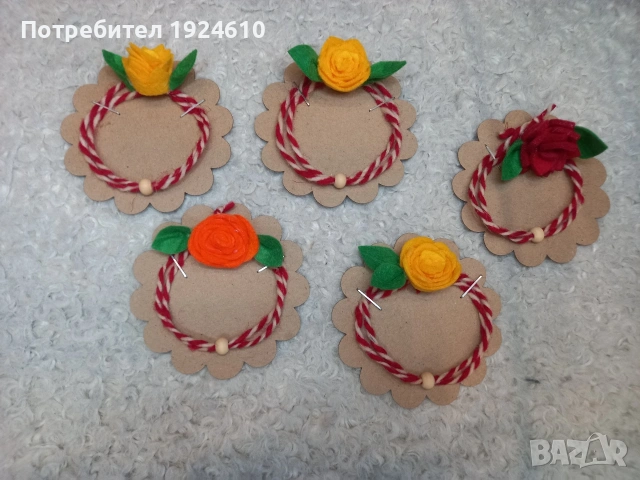 Мартеници от вълна 50 цента, снимка 9 - Други - 53377441