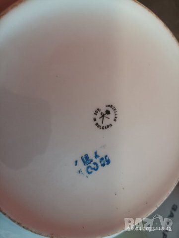 Порцеланов супник