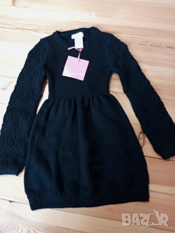 Качествени дрешки р-р 5-6г. има и нови. 