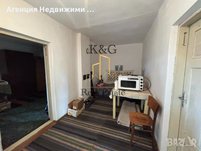 Едноетажна къща в с. Дряновец, снимка 2 - Къщи - 52521676