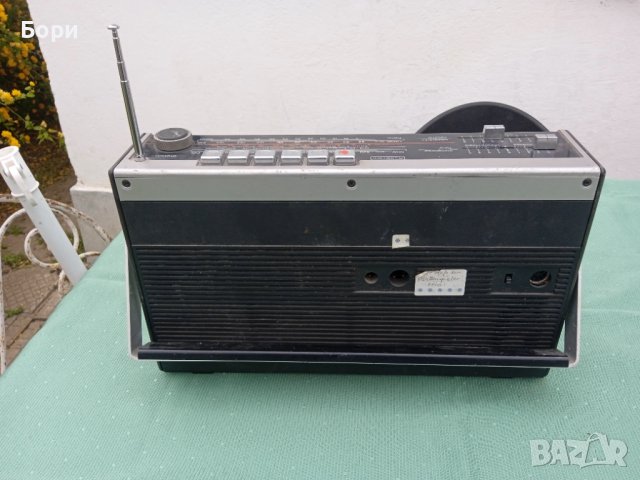 TELEFUNKEN  Bajazzo  record 101  Радио касетофон 1973г, снимка 8 - Радиокасетофони, транзистори - 36635082