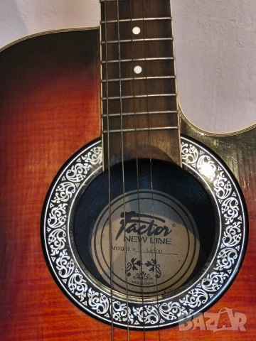 Продавам акустична китара , снимка 4 - Китари - 54240376