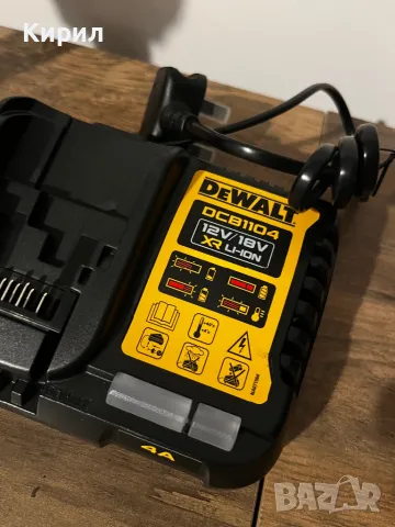 Чисто Нов Dewalt XR DCD796, снимка 3 - Бормашини - 48202554