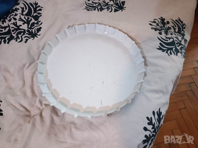 The KING Elvis Presley- автентична табела(тип бирена капачка), снимка 4 - Китари - 39810425