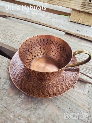 Медна чаша с чинийка употребявана, ръчно изработена, снимка 2 - Чаши - 53126449