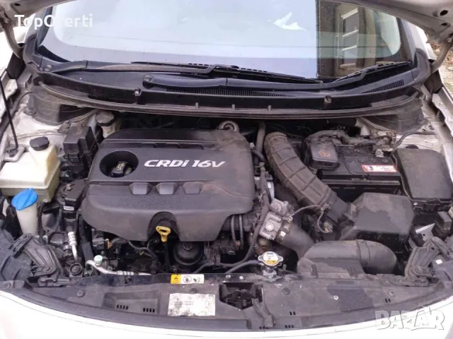 Хюндай i30 1.6 crdi на части 2013г., снимка 6 - Автомобили и джипове - 48609794