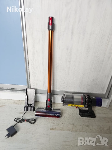 Прахосмукачка DYSON V10