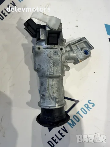 H1BC-3F880 патрон от Ford Fiesta VII 1.1 Ti-VCTi