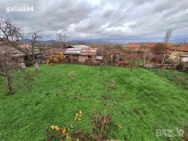 Имот в с. Горни Домлян, общ. Карлово