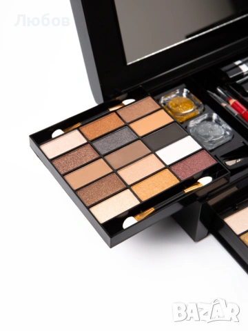 Професионален комплект грим Miss Rose – многофункционална палитра с огледало, снимка 8 - Декоративна козметика - 53912279