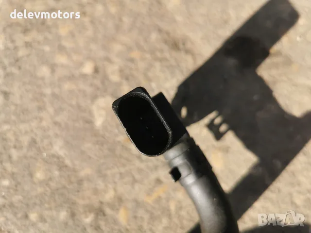 04L906051B Датчик за налягане на отработените газове Bosch Овална електрическа букса и присъединен