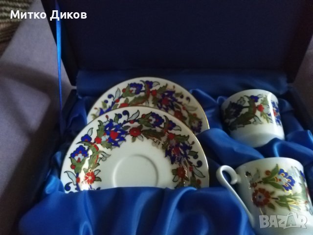 Kutahya марков порцелан маркиран комплект за кафе-две чаши и две чинийки ръчна изработка нов в кутия