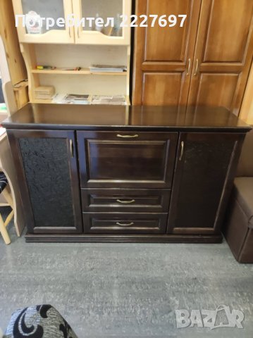 Скрин с чекмеджета и остъклени врати-МАСИВ в цвят, снимка 1