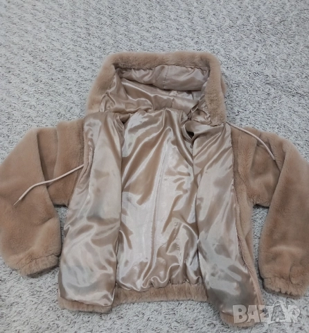 Дамско яке, снимка 4 - Палта, манта - 52539429