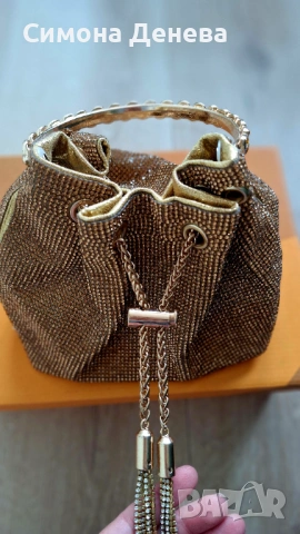 Мини дамска чанта с кристали, снимка 2 - Чанти - 54177206